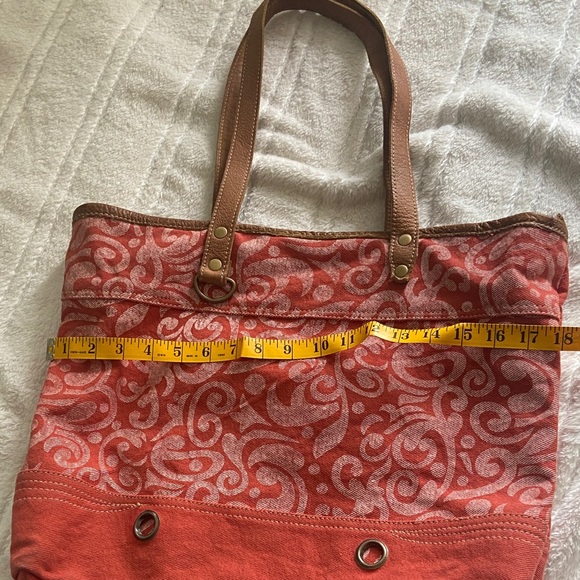 Myra Orange Tote Bag - Picture 3 of 9